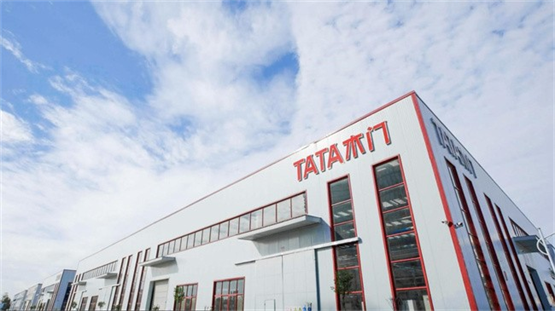 TATA木门品质工厂开放日 媒体天团探秘木门智造标杆