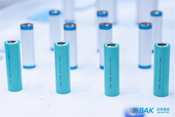 比克电池发布新一代21700全极耳系列小型动力电池