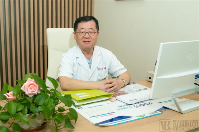 40年辅助生殖海归专家领衔，首创卵子体外受精前培养体系，加速辅助生殖耗材国产替代
