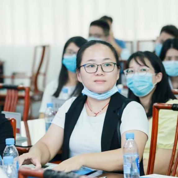 音品电子携手鼎捷高管AI数智助理，迈向数智未来