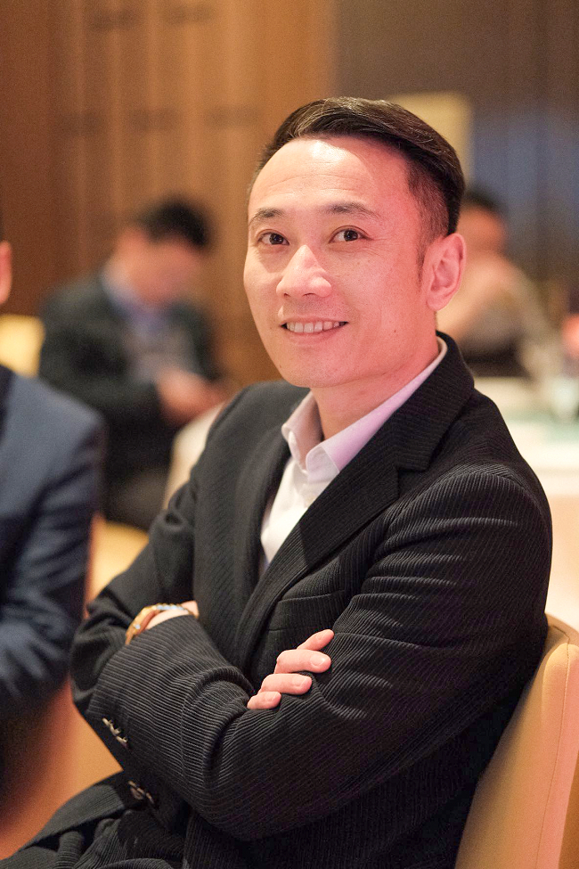 科曼共享专访金耀翔：跨界医疗见真章 蓝天白云画长志