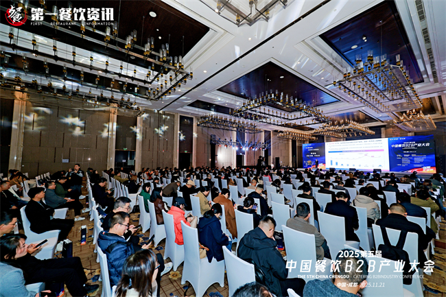 熊大爷荣膺2025餐饮玉盘奖：坚守现包饺子本心，传递餐桌温暖力量