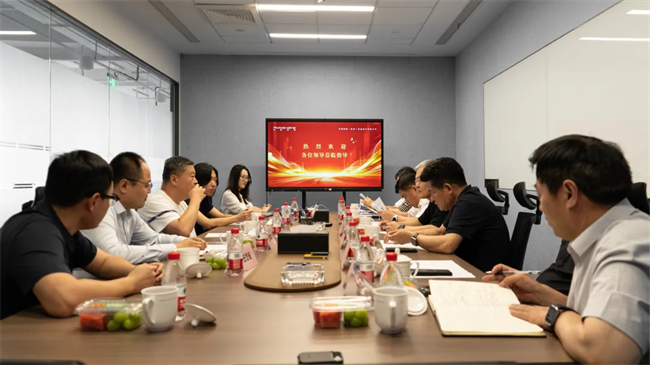 罗博网联迎来政企重磅考察团,携手共筑智慧矿山一体化标杆