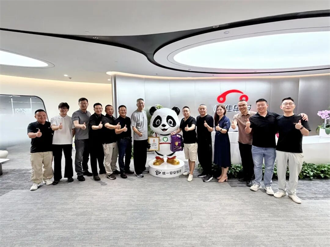 快准车服与统一石化深化协同，累计销售润滑油突破10万吨大关